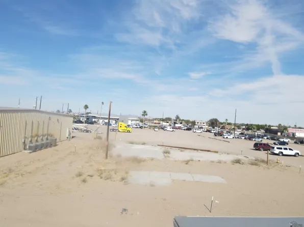 718 E F St, San Luis, AZ 85349