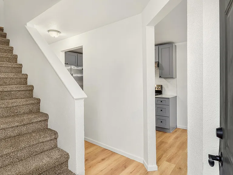 5020 S 58th St #A — Photo 3