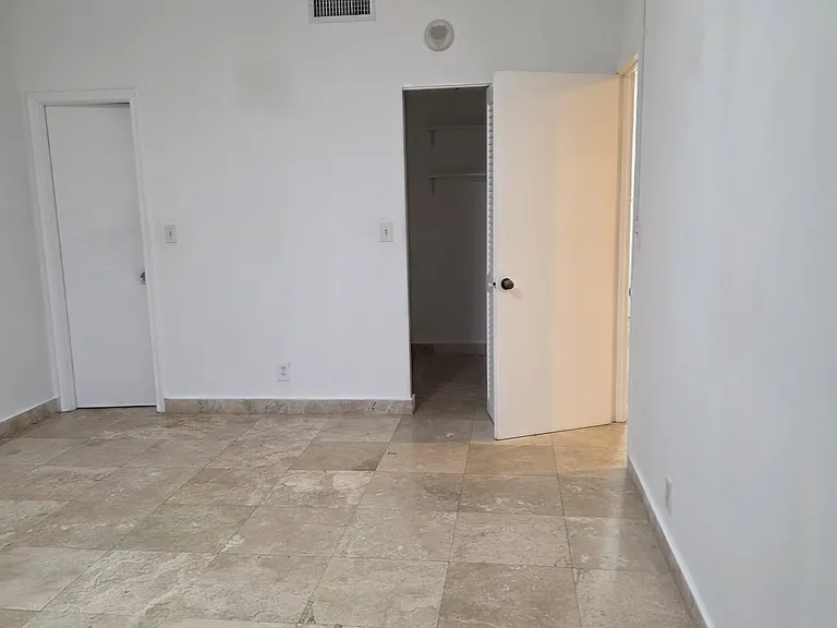 1817 S Ocean Dr #Penthouse 18 — Photo 26