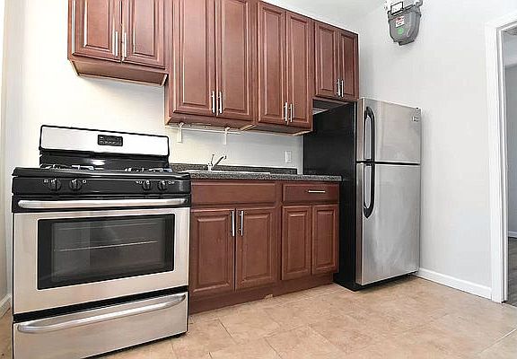 2nd image of 571 W 159th St APT 15