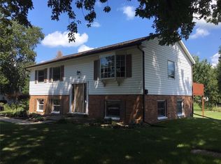 101 Lakeview Dr, Catlin, IL 61817