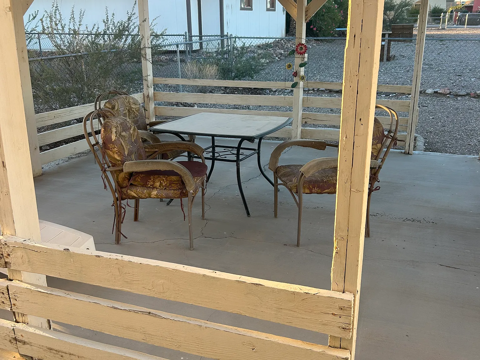 2 bed, 1300 sqft, $1,550 — Photo 3