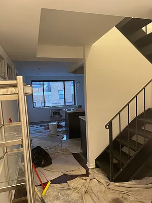 Rented by EXR | media 10