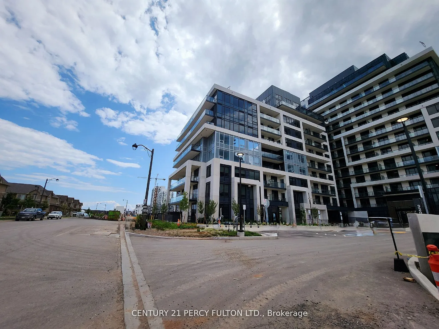 2 bed, $2,375 — Photo 3