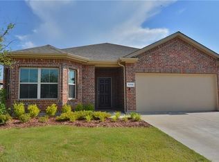 5114 Crystal Lake Ave, Krum, TX 76249