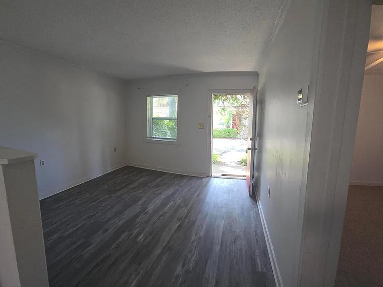 551 E Miracle Strip Pkwy #7 — Photo 11