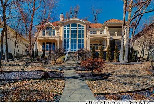 2nd image of 1783 Grand View Dr