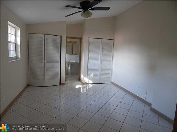 3rd image of 3304 SE 11th St