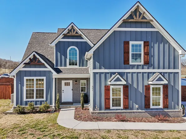 561 Hiwassee Rd, Lebanon, TN 37087