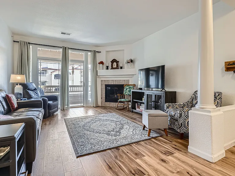 8465 S Holland Way #205 — Photo 12