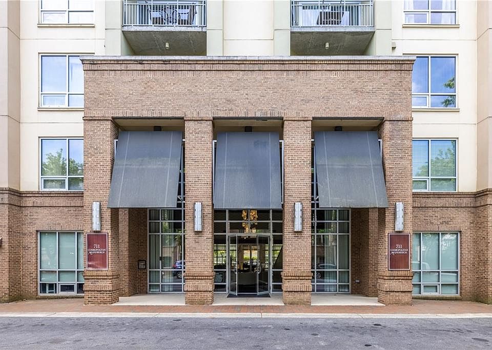 1st image of 711 Cosmopolitan Dr Unit 207