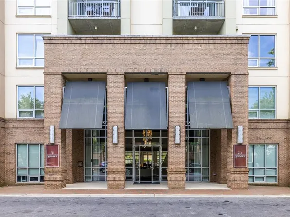 711 Cosmopolitan Dr Unit 207, Atlanta, GA 30324