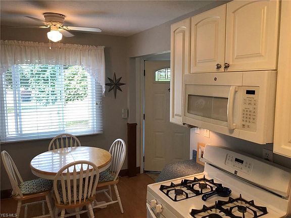 4th image of 13431 Brookhaven Ave