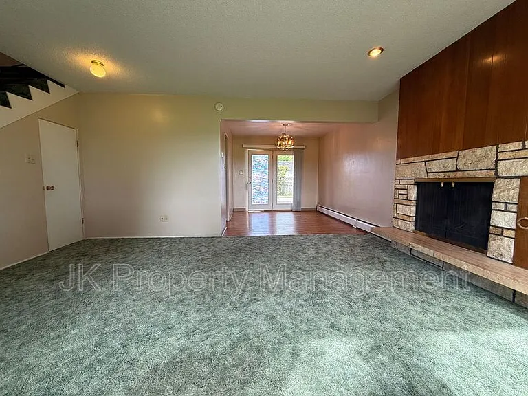 820 2nd Ave NW #2 — Photo 12