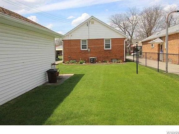 3rd image of 179 Eastland Pkwy