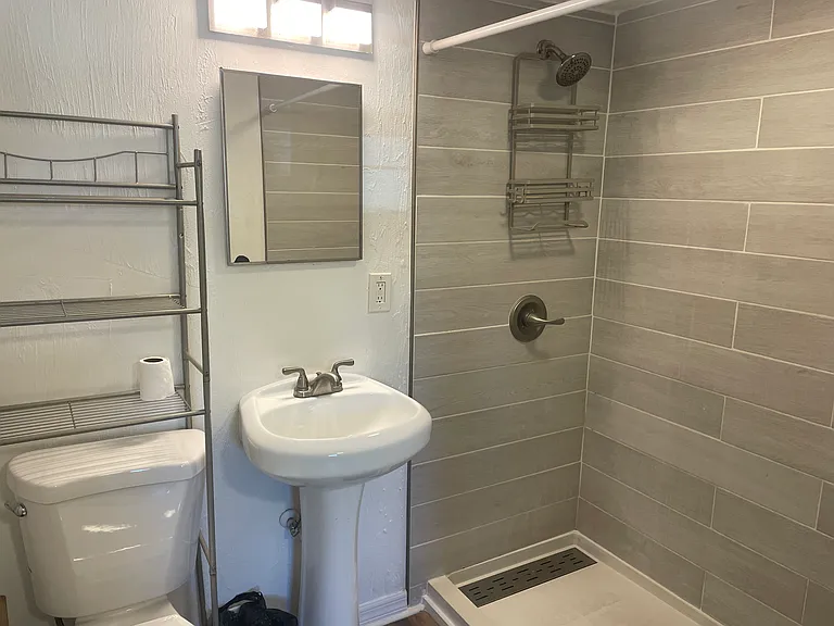 421 N Peninsula Dr #3 — Photo 12