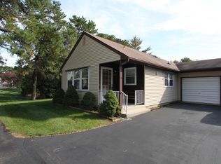 25 Stonybrook Rd #D, Manchester Township, NJ 08759