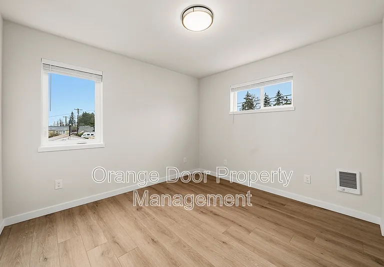 3623 S J St #C — Photo 15