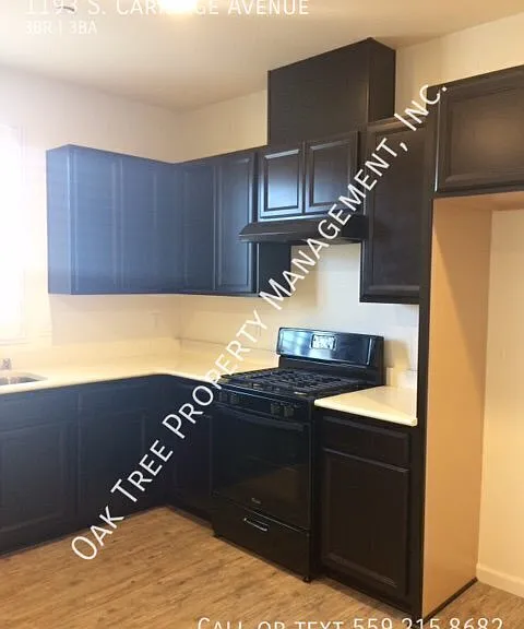 1193 S Carriage Ave — Photo 5