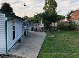 7901 Rochelle Rd, Louisville, KY 40228