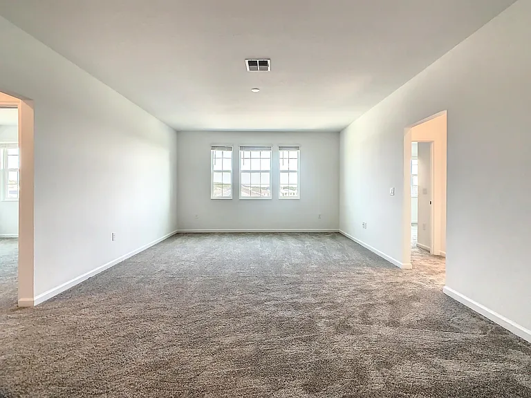 141 Pineywoods St — Photo 14