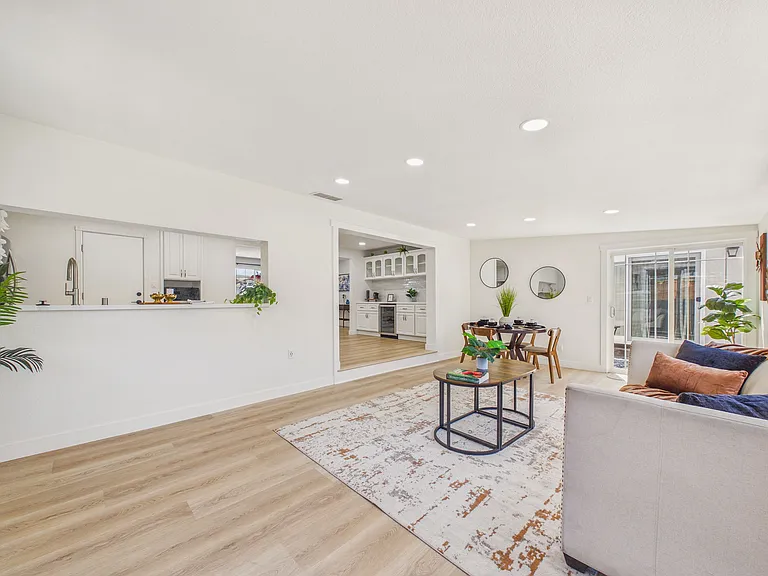 7425 Brighton Dr — Photo 15