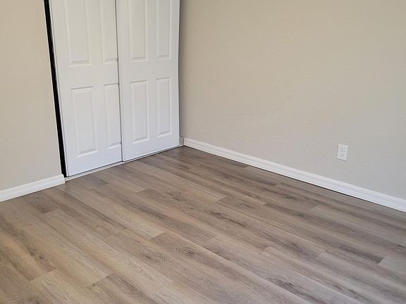 2nd image of 709 N 17th Ave #H4