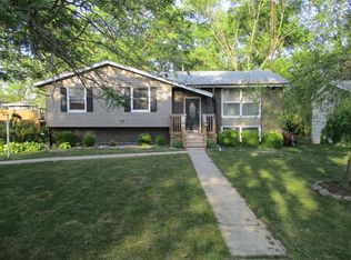 325 N Arseneau Rd, Kankakee, IL 60901