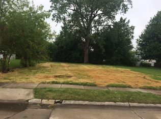 25361 Pinehurst St, Roseville, MI