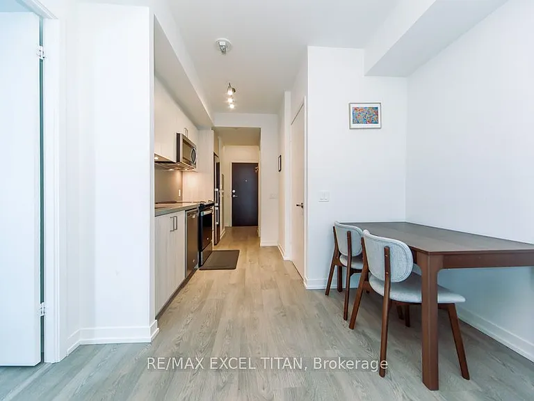 8868 Yonge St #602-E — Photo 11