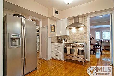3rd image of 5447 Monticello Ave