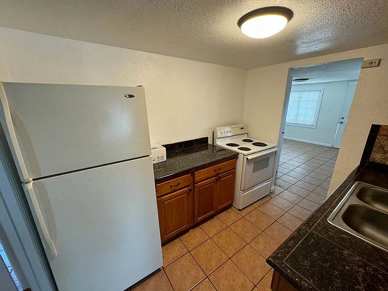 3501 W 48th Ave — Photo 5