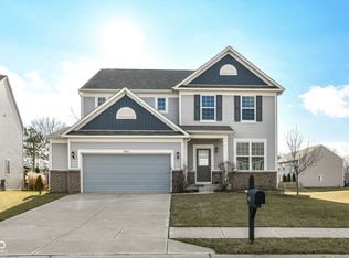 6927 Park Grove Blvd, Whitestown, IN