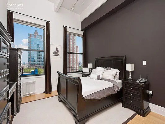 Rented by Sotheby's International Realty | media 41