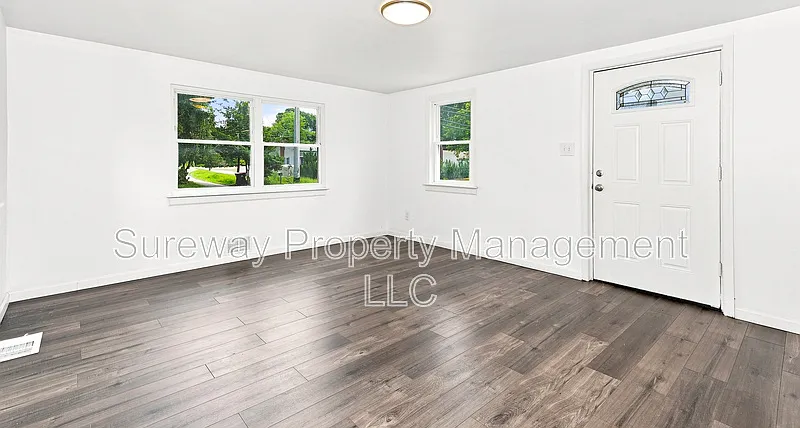 2 bed, 1.5 bath, 900 sqft, $1,900 — Photo 4
