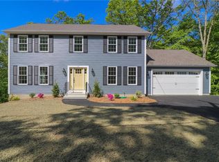 17 Fisher Rd, Cumberland, RI 02864
