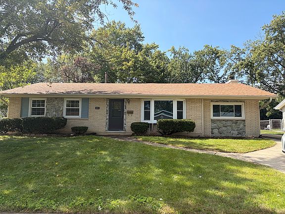 2nd image of 616 Grace Ln