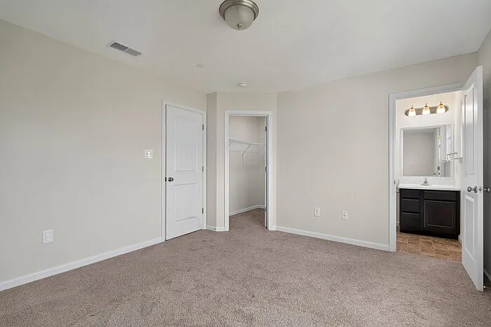 109 Holstein Dr — Photo 21