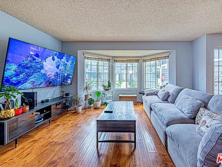 14742 Pioneer Blvd — Photo 5