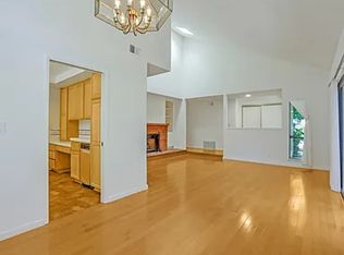 217 Ada Ave APT 51, Mountain View, CA 94043