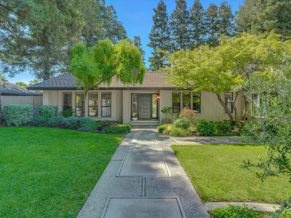 1900 Simon Dr, Turlock, CA 95382