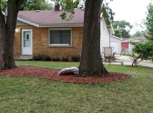 5421 Aimee Ct, Oak Forest, IL