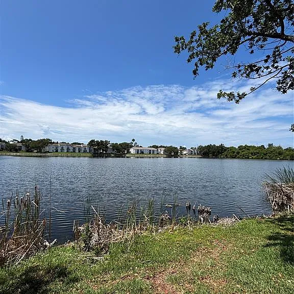 3231 Nautical Pl S — Photo 43