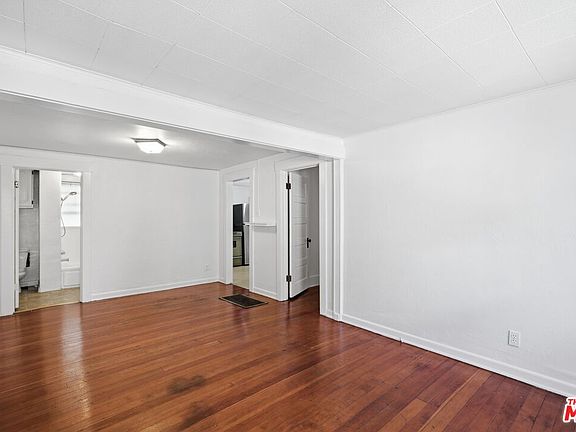 4th image of 2808 3rd St APT A