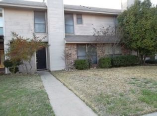 15 Gittiban Pl, Pantego, TX 76013