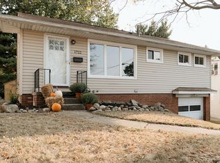 1722 Florian Dr NW, Canton, OH