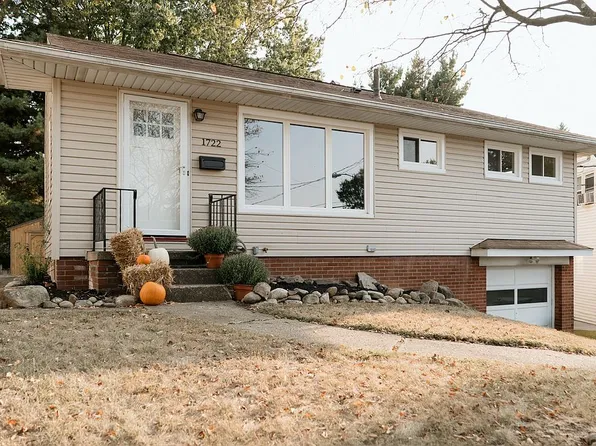 1722 Florian Dr NW, Canton, OH 44709