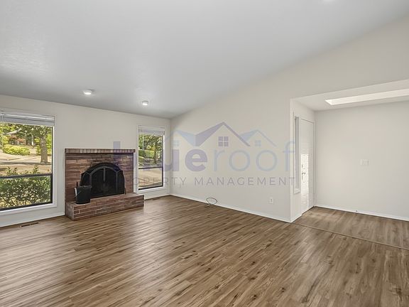 3rd image of 13920 SW Tennessee Ln