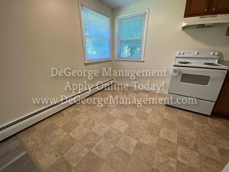 Walworth Garden Apartments — Photo 63