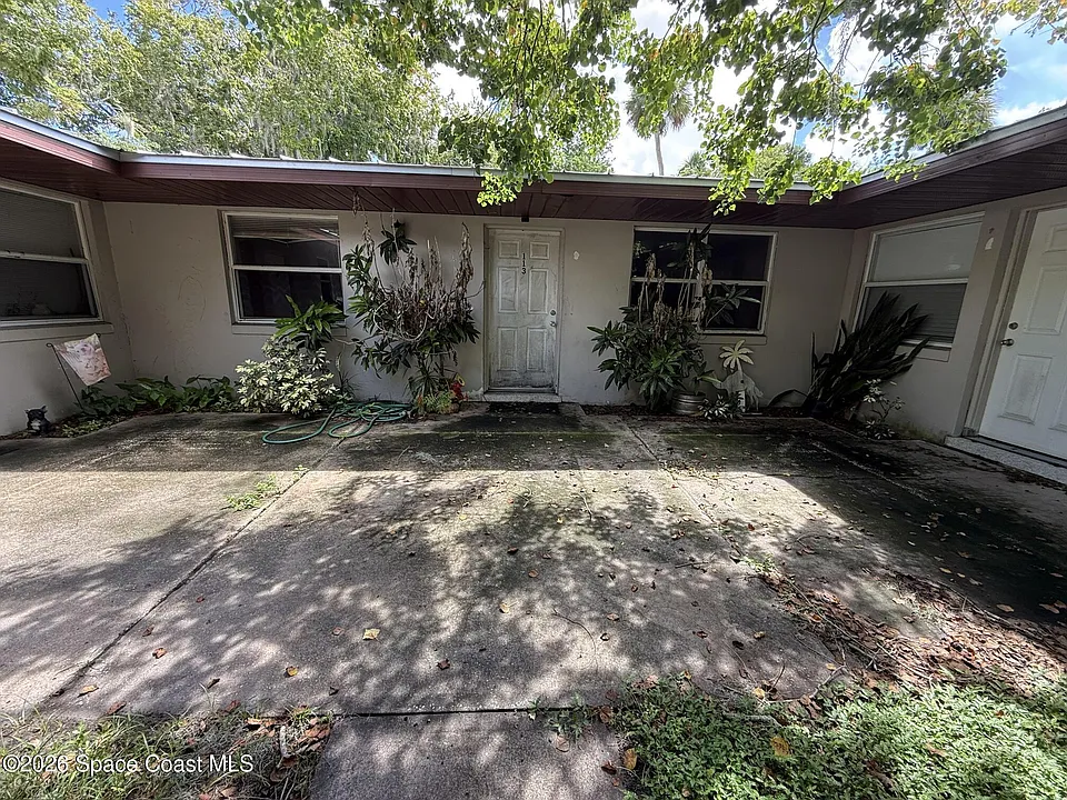113 S Grannis Ave